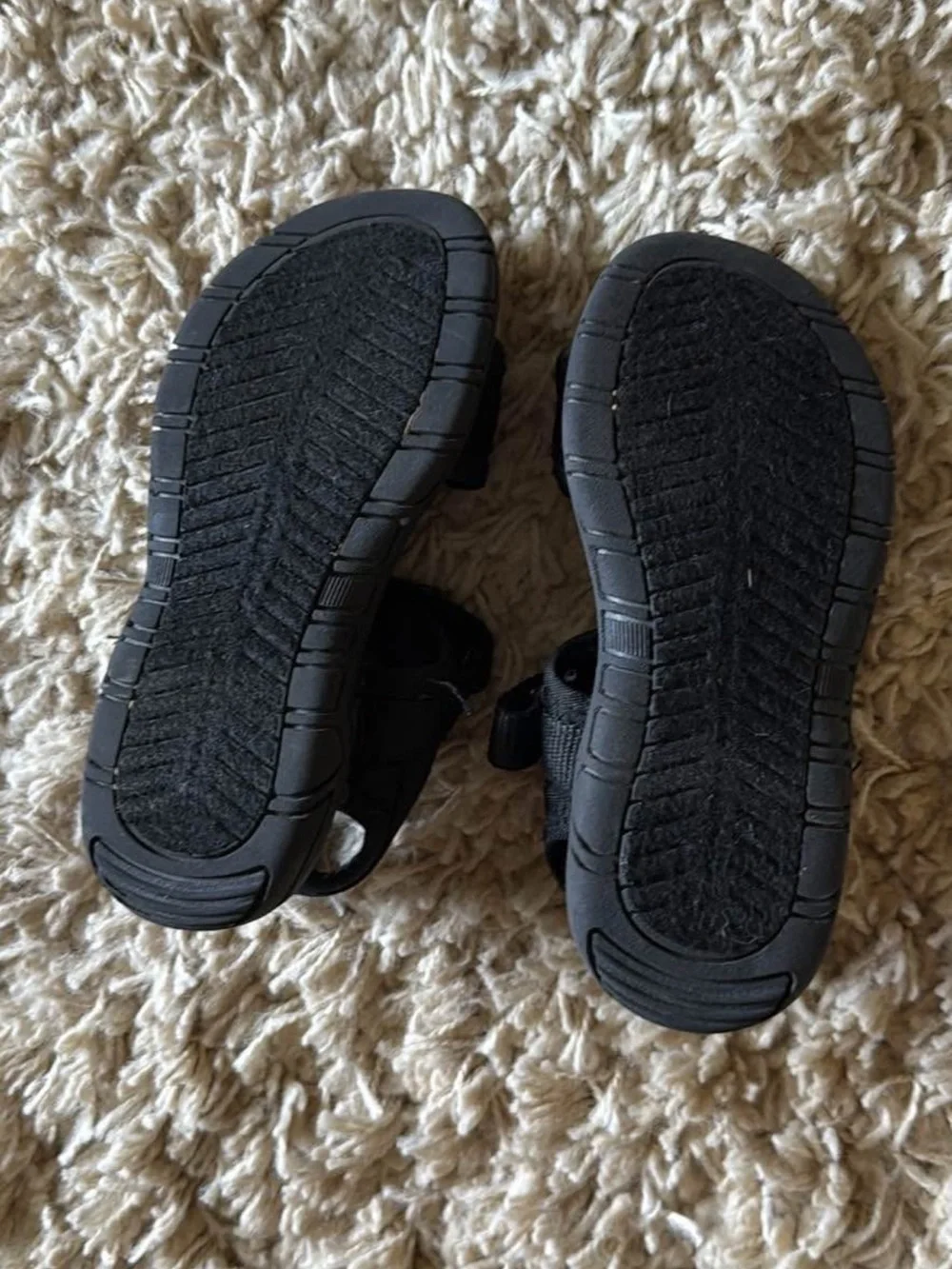 Nautica kids sandals